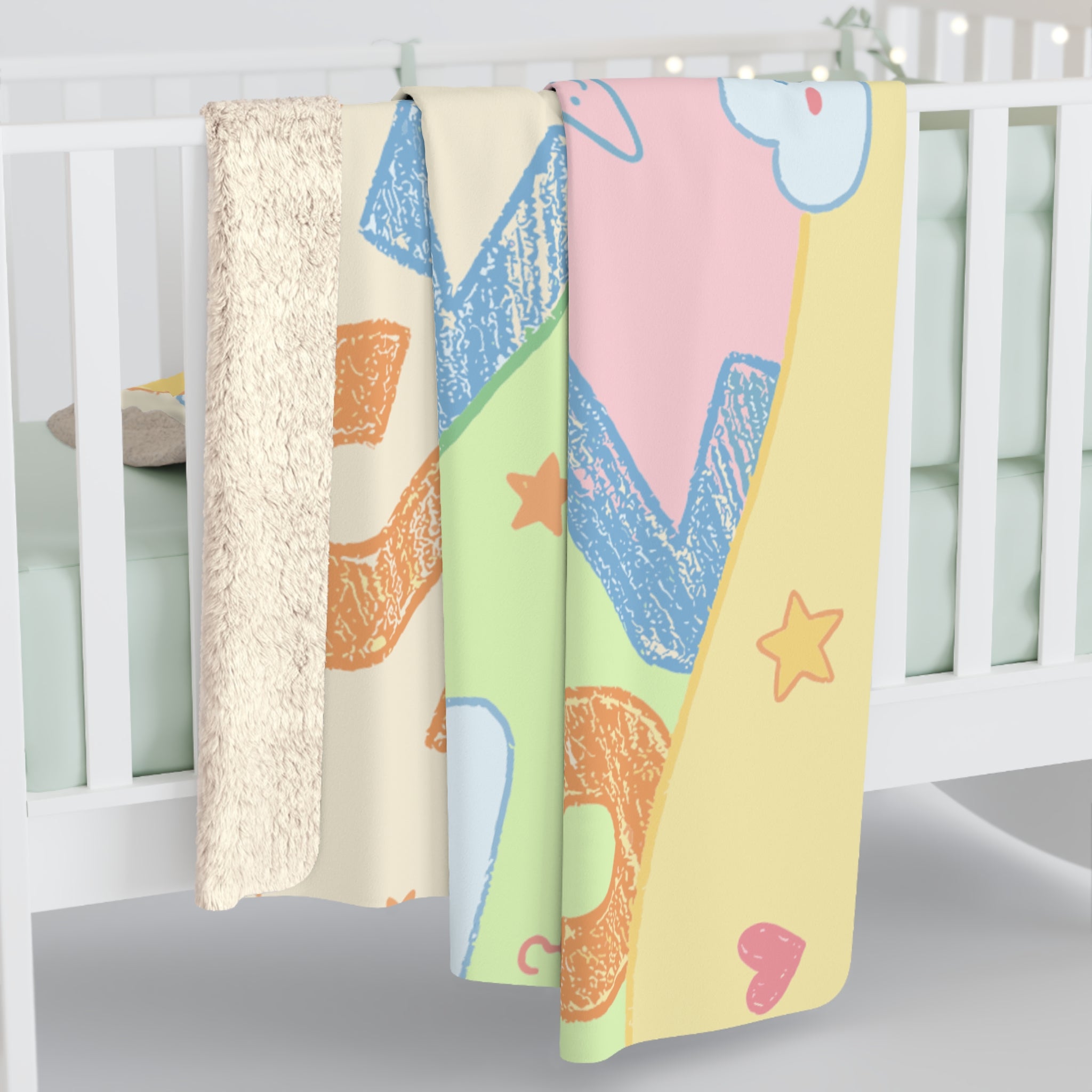 Cute Pastel Cloud Sherpa Blanket — Cozy Nursery Throw with 'Zzz' Sleep Design
